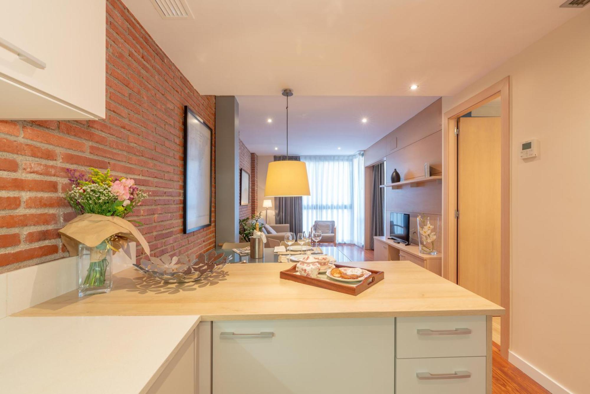 Serennia Cest Apartamentos Arc De Triomf Barcelona Exterior foto